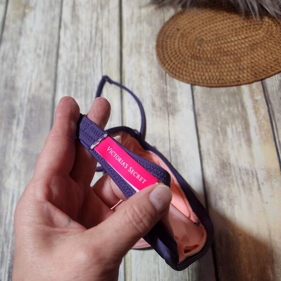 Victoria's Secret purple triangle bikini top woman's size small - Picture 6 of 10